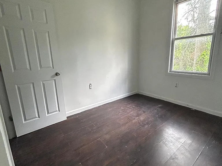 480 Irvine Turner Blvd #2A — Photo 4