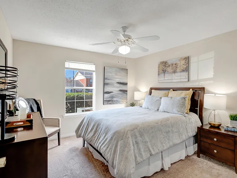 Regal Pointe Apartment Homes — Photo 15