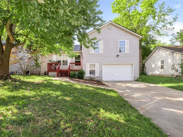 308 Murphy Dr, Harrison, AR 72601