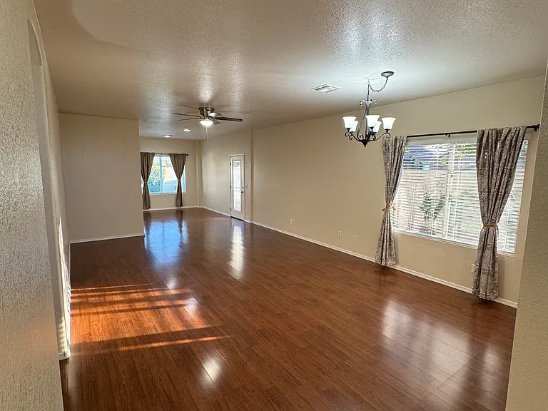 11065 W Marco Polo Rd — Photo 2