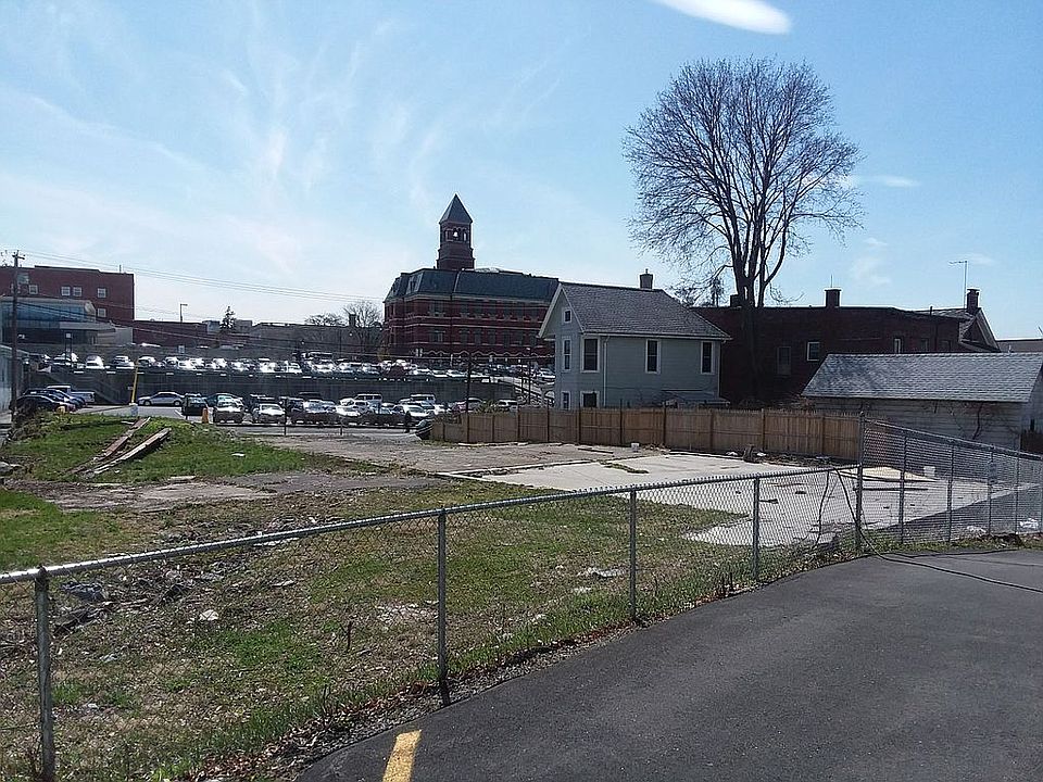 1st image of 408 Hasbrouck Ave