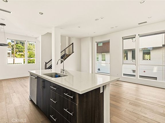 2nd image of 2201 Tom Mix Rd