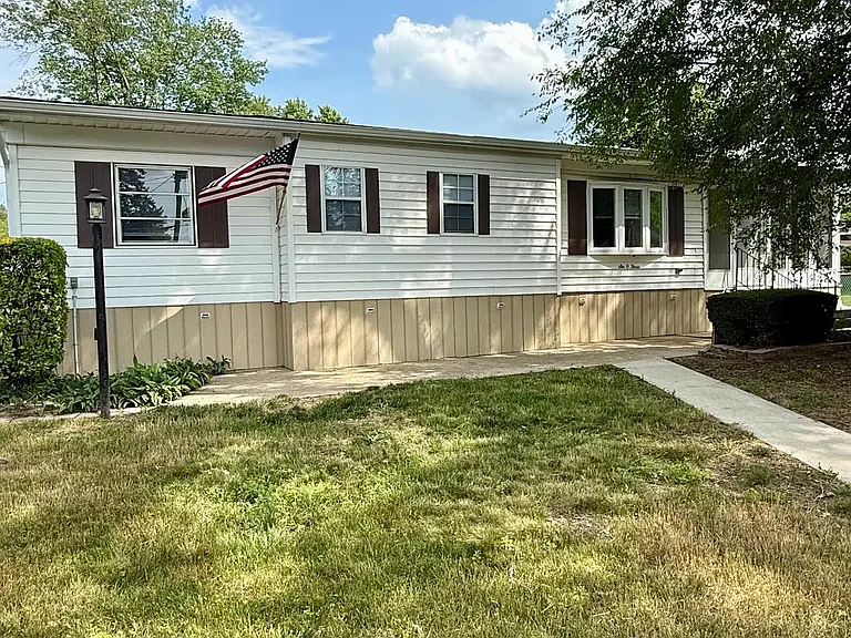 603 Sherwood Pl — Photo 1