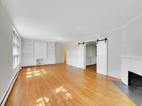 130 Robinson Pkwy, Burlington, VT