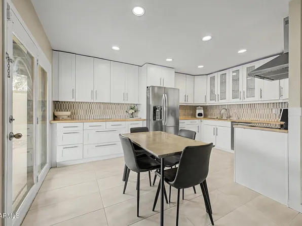 324 W SANTA CRUZ Drive, Tempe, AZ 85282