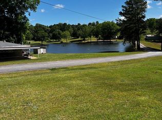 380 Ringer Rd, Carrollton, GA 30116