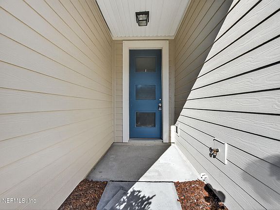 2nd image of 11233 MINNETTA Court