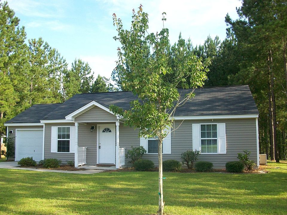 Large Lots Great Neighborhood