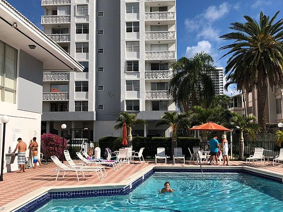 Pool View of Ashleigh