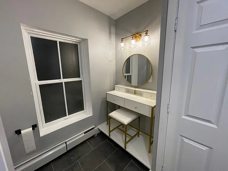 1204 Delaware Ave #3 — Photo 9