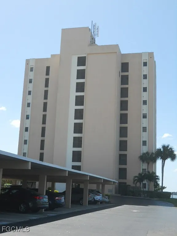 2 bed, 2.0 bath, 1103 sqft, $3,000 — Photo 1