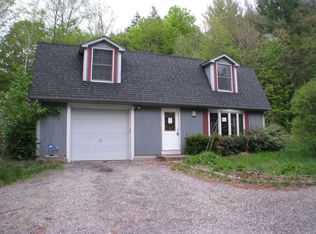 27 Kennedy Dr, Huntington, MA 01050