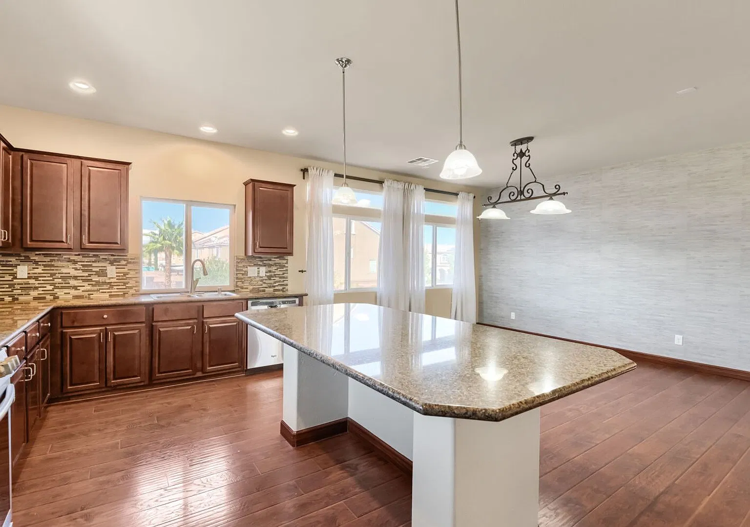 5 Bedroom Home with Solar Panels in Southwest Las Vegas — Photo 3