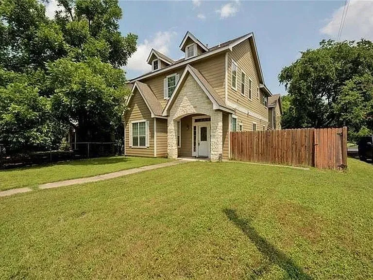 5501 Duval St #A — Photo 2