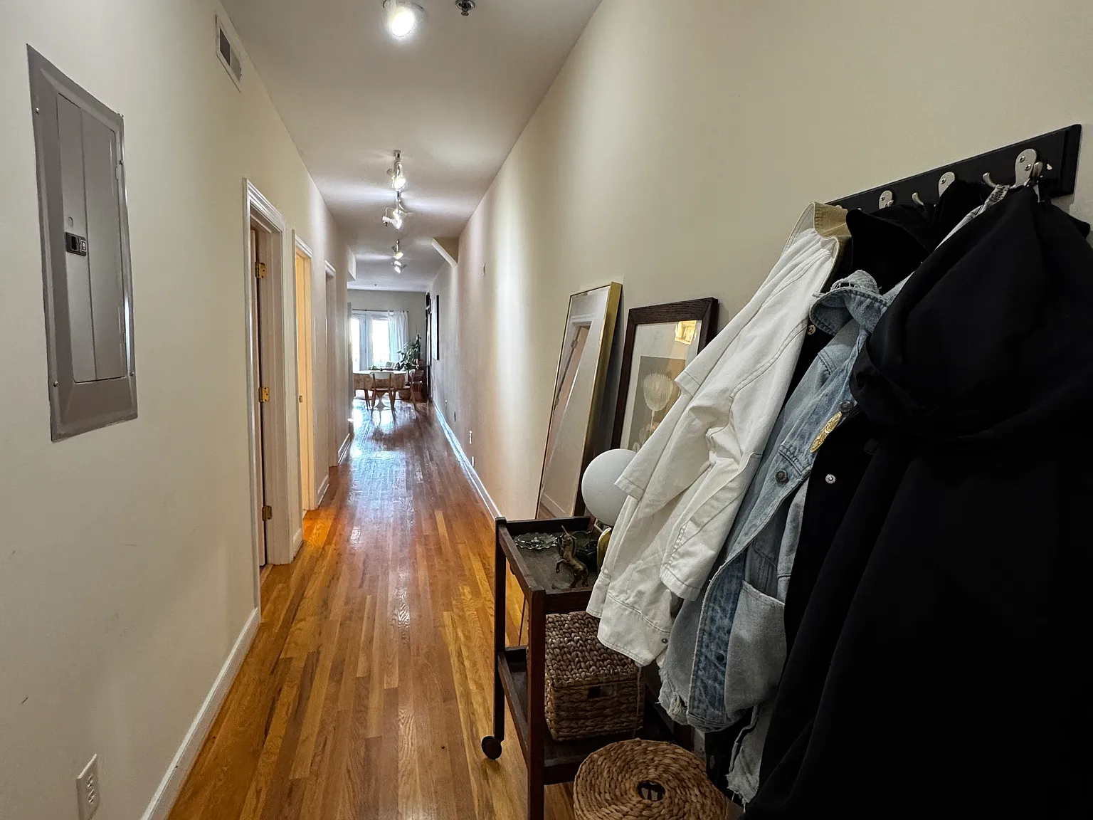 2 bed, 1298 sqft, $1,745 — Photo 3
