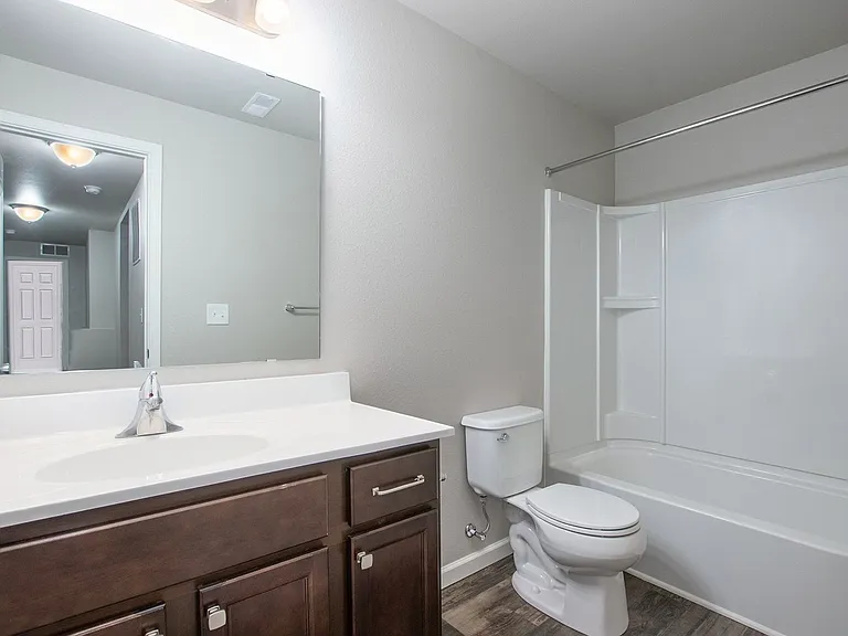 1312 Chapel Hill Dr — Photo 9