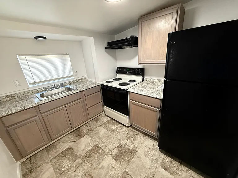 105 Covey Rd — Photo 17