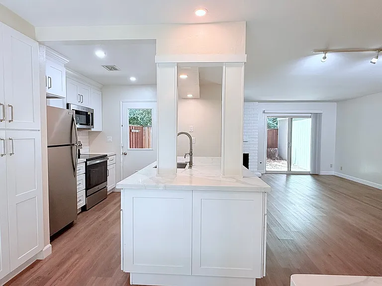 1065 San Ramon Valley Blvd — Photo 8
