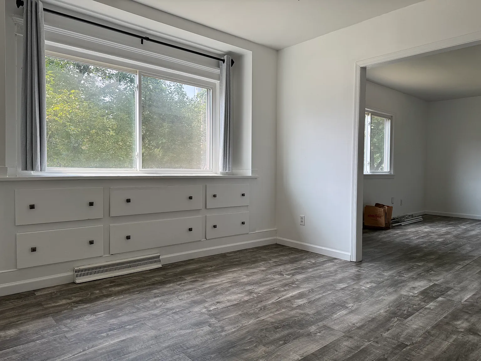 2 bed, 1100 sqft, $1,600 — Photo 4