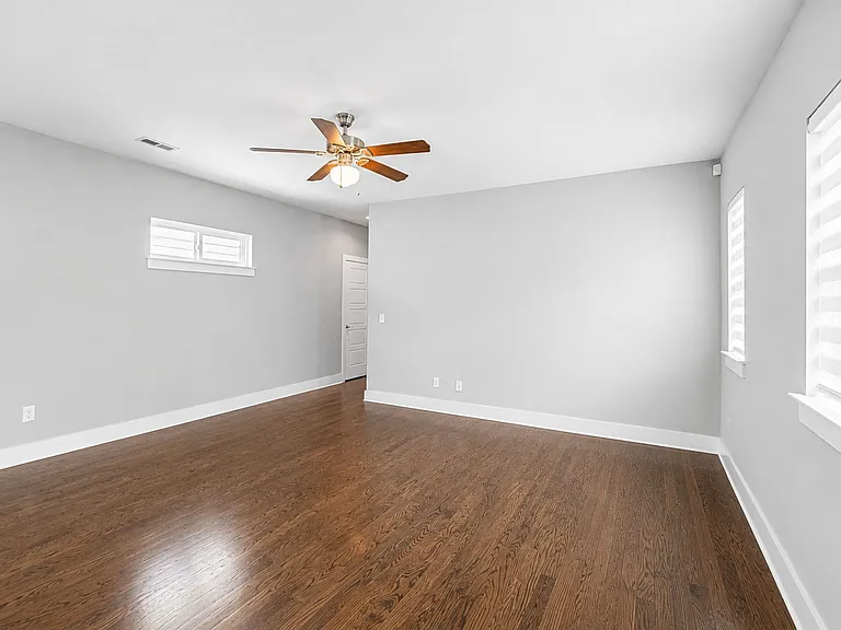 4808A Michigan Ave — Photo 32
