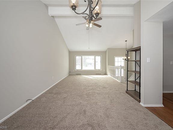 4th image of 2269 Sherwin Dr