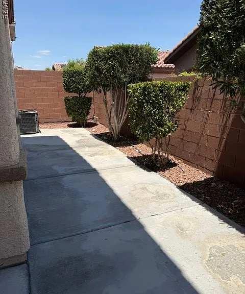 6856 Quindio St — Photo 36