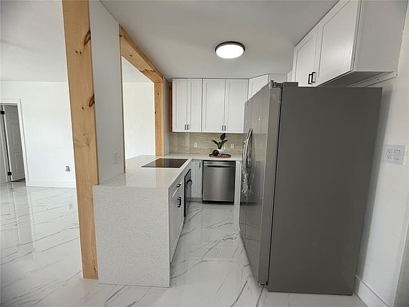 5th image of 4100 GARDEN STREET