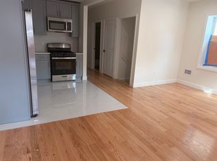 154 Bay 29th St #1, Brooklyn, NY 11214