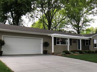 1506 S 122nd St, Omaha, NE 68144
