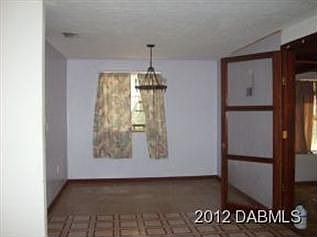 3rd image of 914 Faulkner St