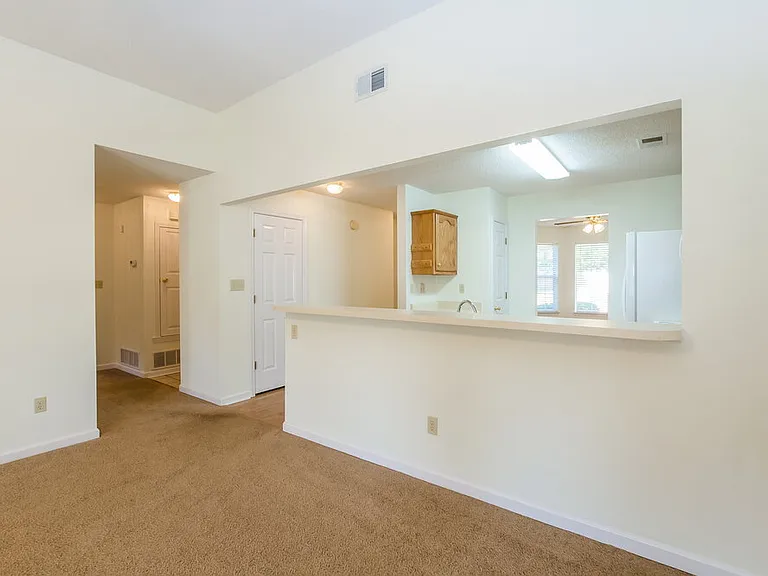 5892 Alexandria Ln — Photo 5