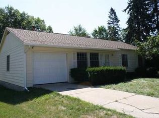 2861 Carlton Dr, Ann Arbor, MI