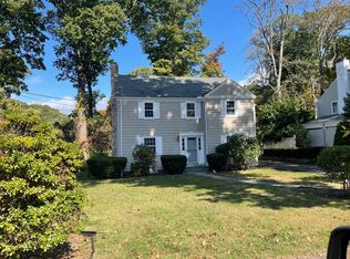 90 Knollwood Rd #1, North Haven, CT 06473