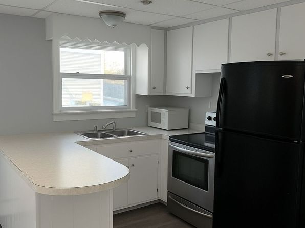 6 Jefferson St APT 1N