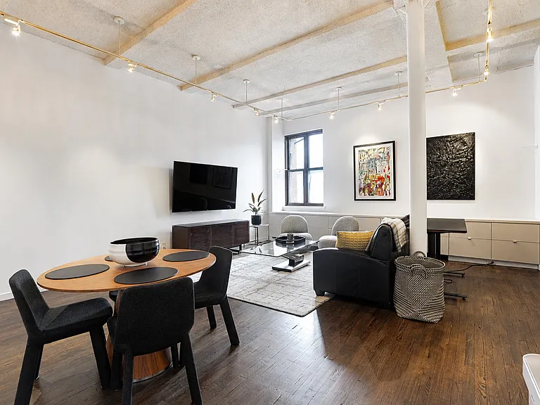 28 Old Fulton St #5H — Photo 2