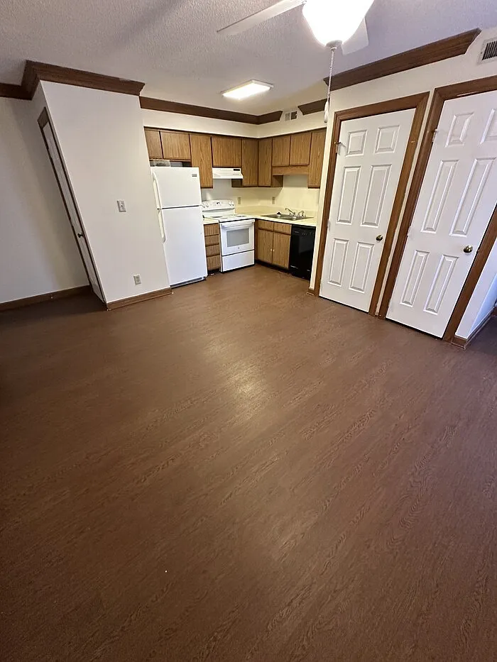 Building Photo - 3533 Ivy Commons Dr #201