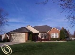 2130 S Delano St, Saint Clair, MI 48079