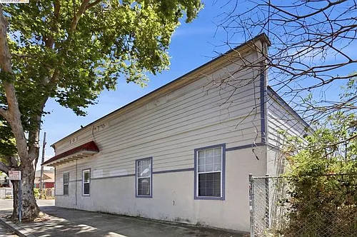 3302 California St #E Photo 1 3302 California St #E Photo 1