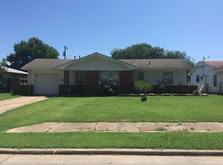 1312 Canary Dr, Pawhuska, OK 74056