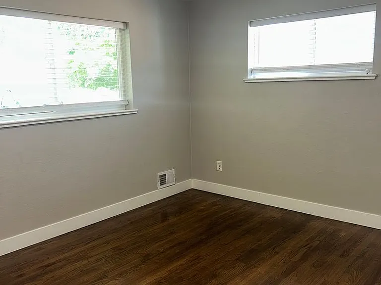 1544 S Chase Ct — Photo 12