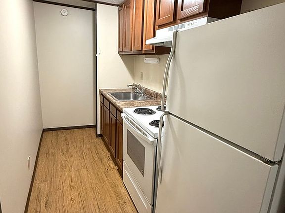 2nd image of 1604 Hill St #1612-C