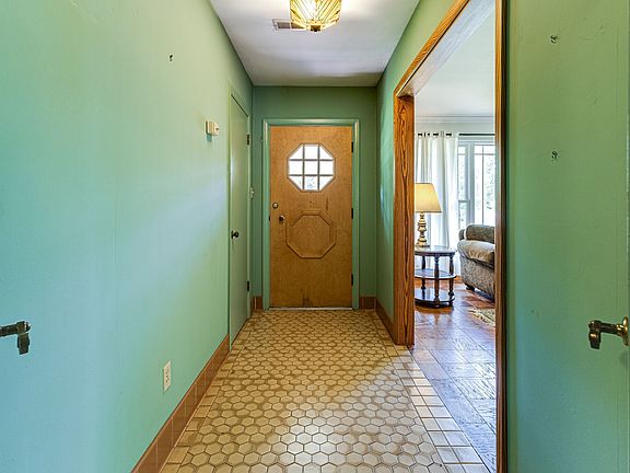 4th image of 5032 Stillwood Dr