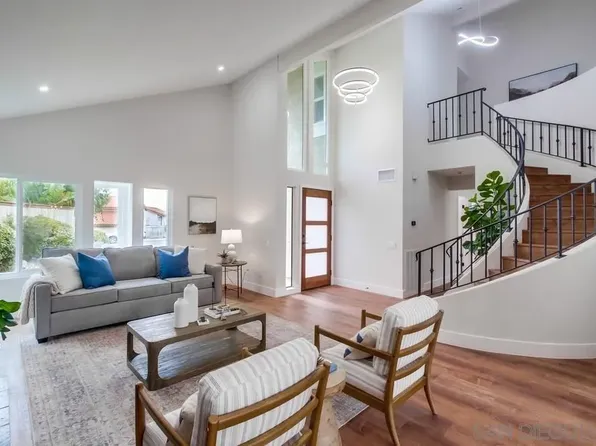 4976 Lakewood Ct, San Diego, CA 92122
