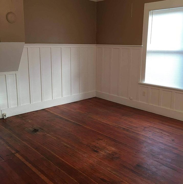 Family Room.