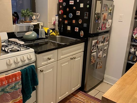 3rd image of 146 W 10th St APT 3C