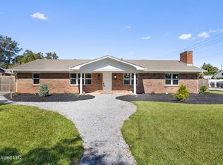 1211 Bowen Ave, Ocean Springs, MS 39564