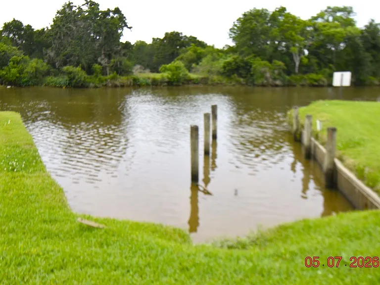 421 Creekside Dr — Photo 35