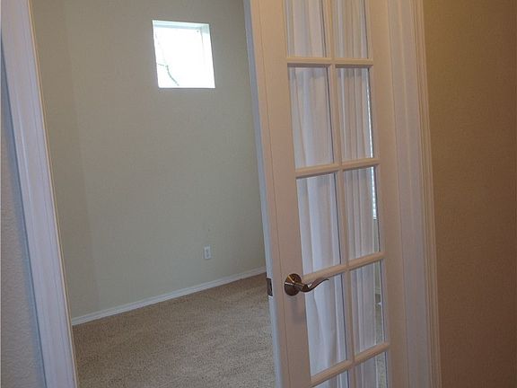 5th image of 8729 Webster Dr NE