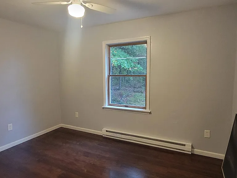 102 Island Ter — Photo 19