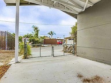 1st image of 2737 Lancelot Dr #2